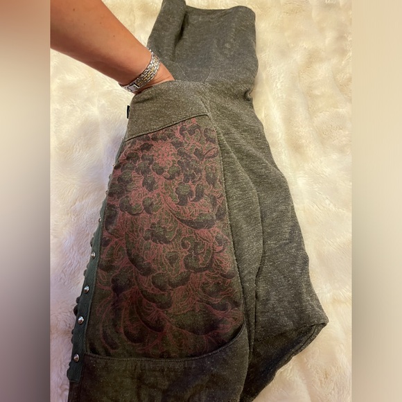 Apocalyptic drop crotch pants with rivets - Picture 8 of 13